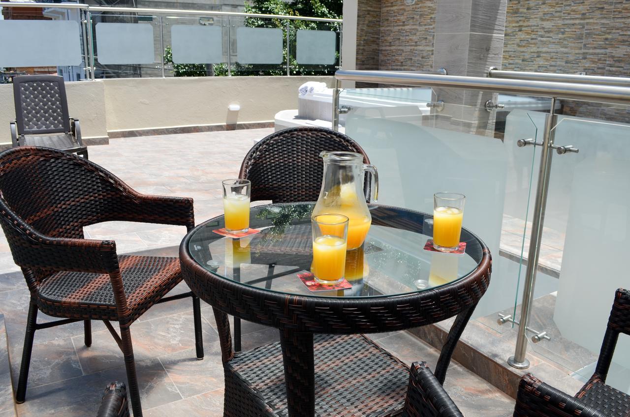 Hotel Parque 70 Медельин Экстерьер фото