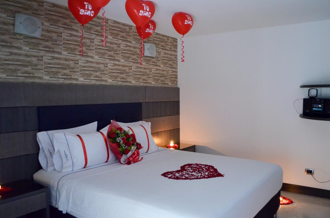 Hotel Parque 70 Медельин Экстерьер фото